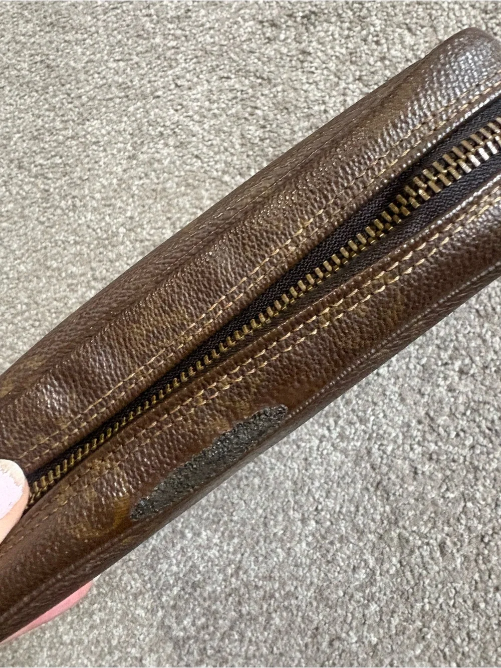 Auth Louis Vuitton Trousse Toilette 23 Brown Monogram Cosmetic Pouch Vintage - Picture 7 of 15